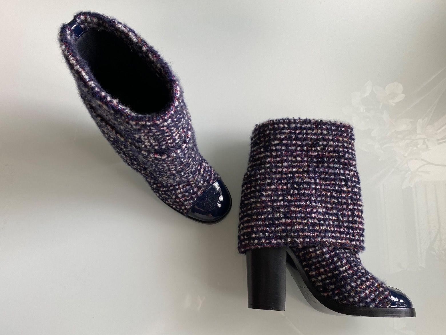 Chanel Scarpe da donna: Chanel Boots (38) never worn – Nuovo (secondo la descrizione) da Rüschlikon venduto da Tey_sl