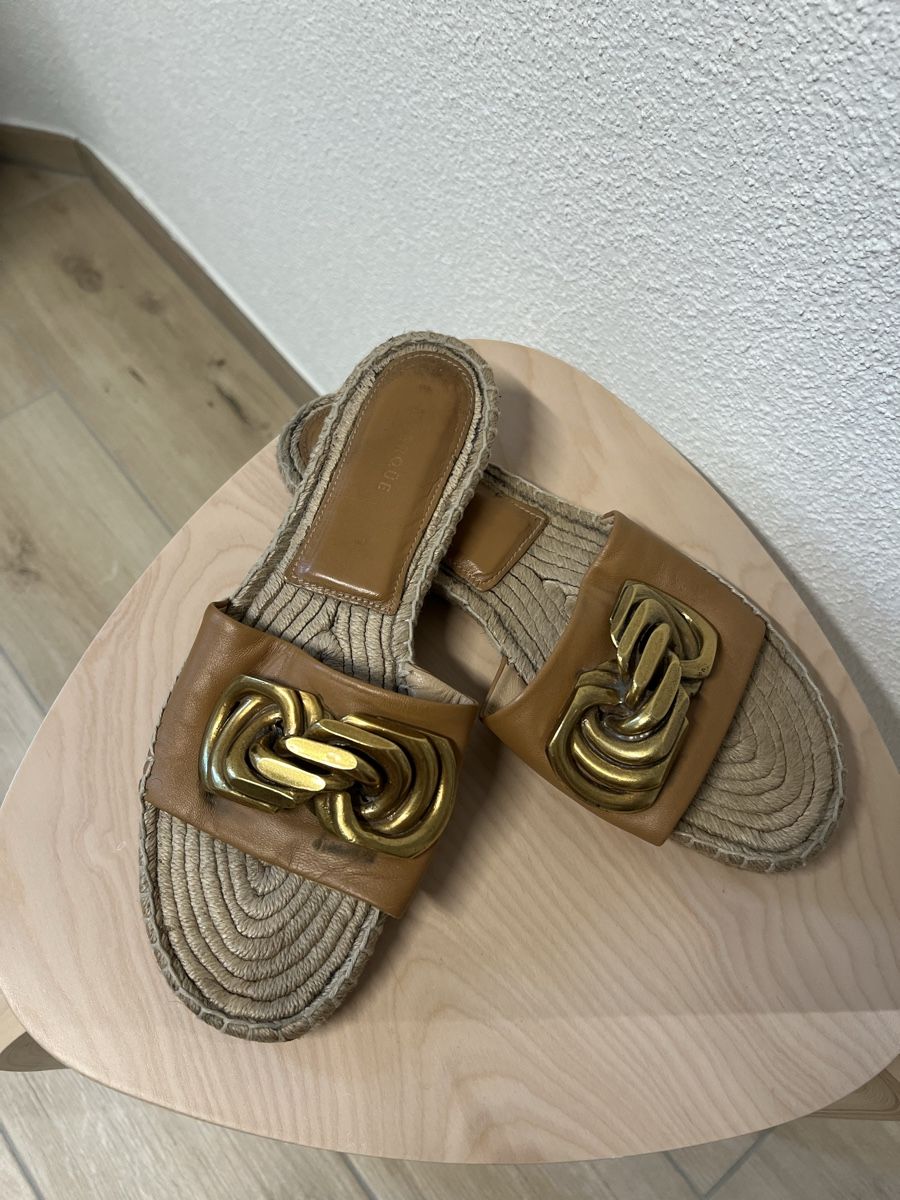 Scarpe da donna: Uterqüe slippers size 40 – Usato da Zürich venduto da mi_ll_ie 1
