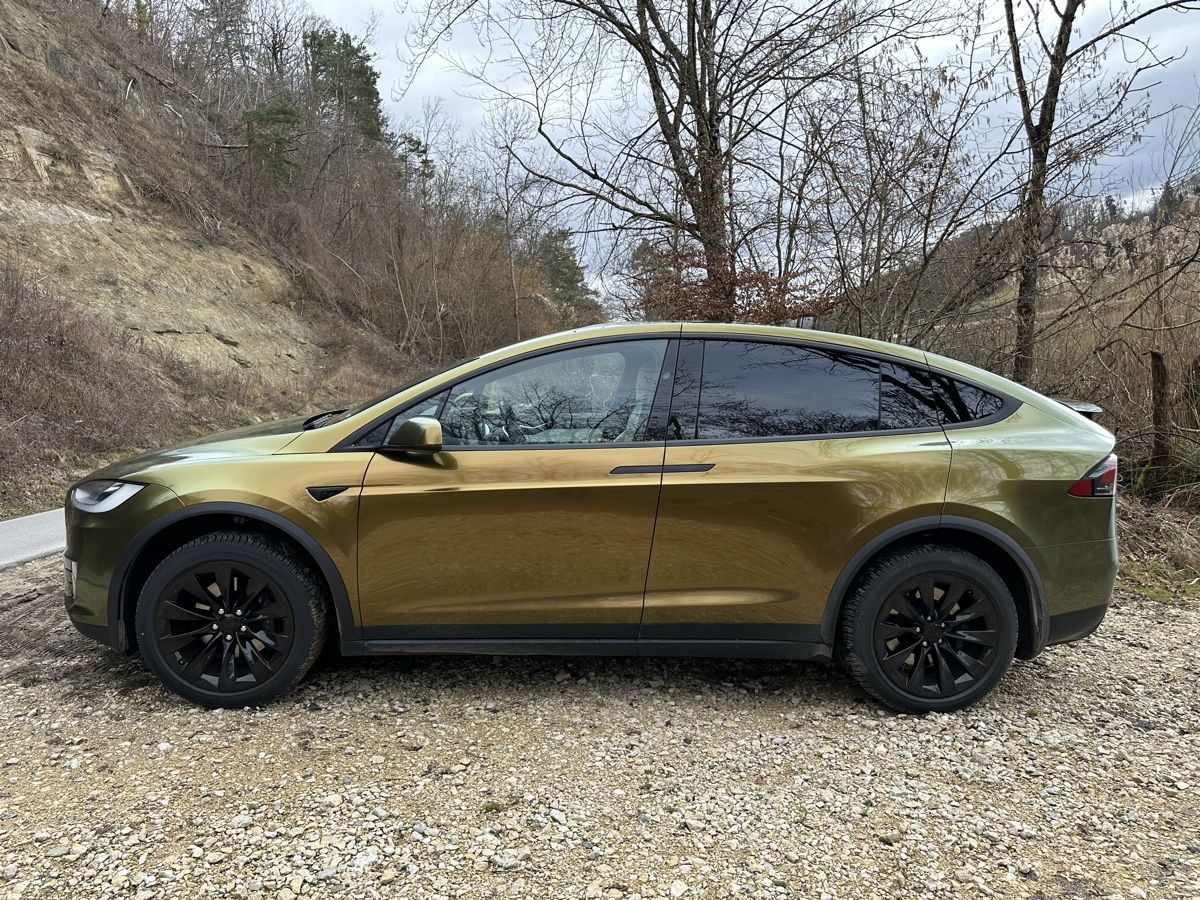 Tesla Autos: Tesla Model X 90D / Free Supercharge SC01 / 6 Plätzer / FSD – Gebraucht aus Schüpfen von magnex99 5
