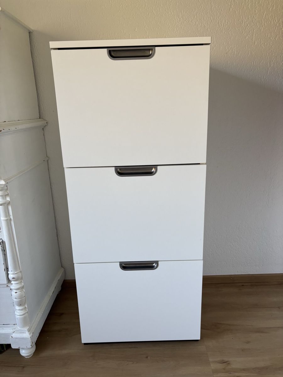 Ikea Armadi: Galant - Aktenschrank – Usato da Riniken venduto da Eliane8
