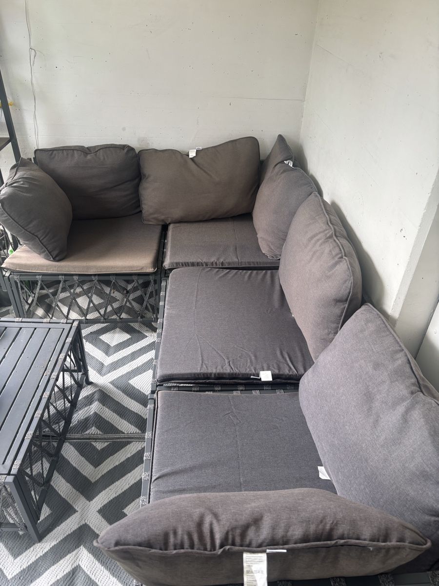 Sofas: Lounge – Gebraucht aus Bern von Fuazgo