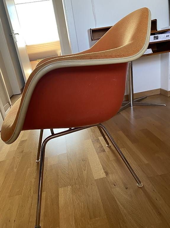 Poltrone: Fauteuil Eames DAX vintage  à restaurer – Usato da Epalinges venduto da mr.siegal 2