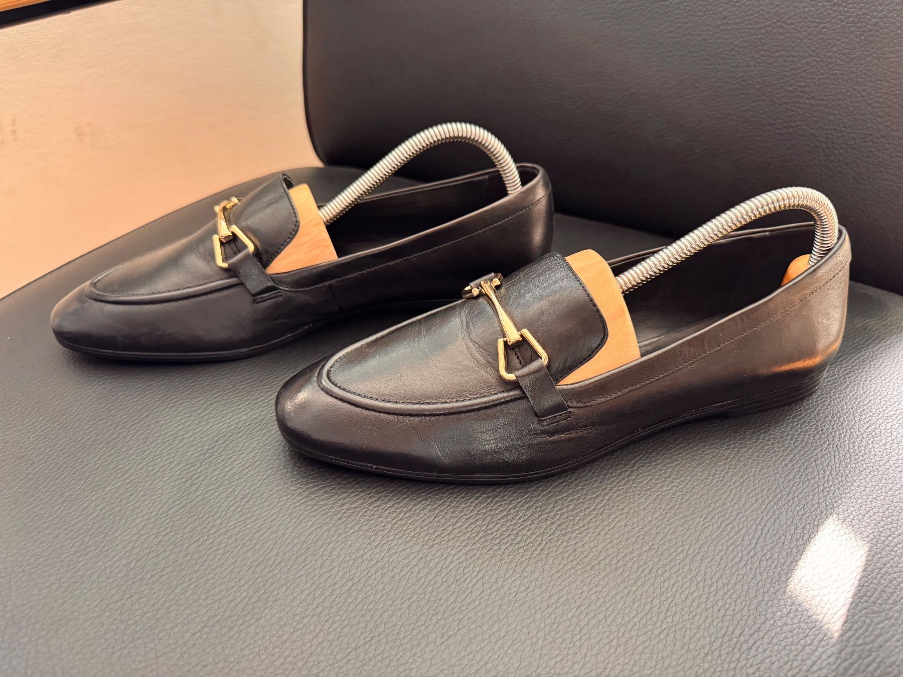 Zara Scarpe da donna: ZARA schwarze flats 39 neu TOP – Nuovo (secondo la descrizione) da Zürich venduto da pj_pry_to 1