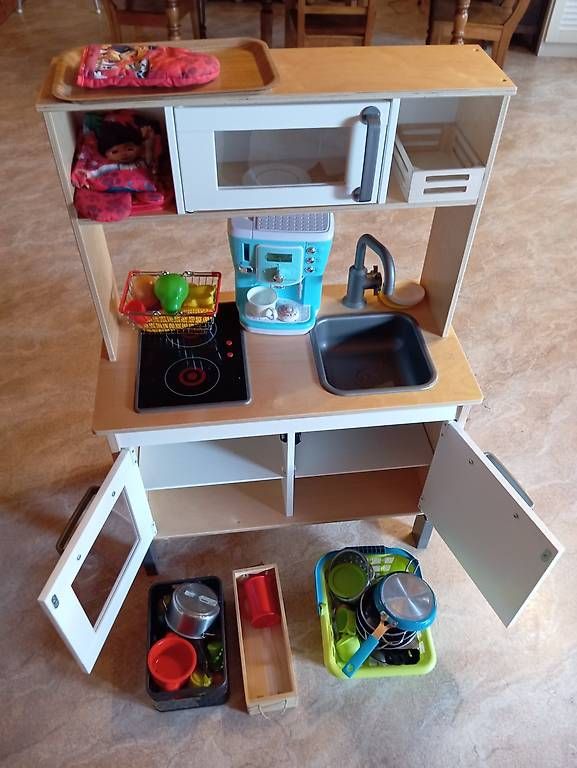 Spielzeuge: Cuisine enfant  – Gebraucht aus Cugy VD von Boubi21