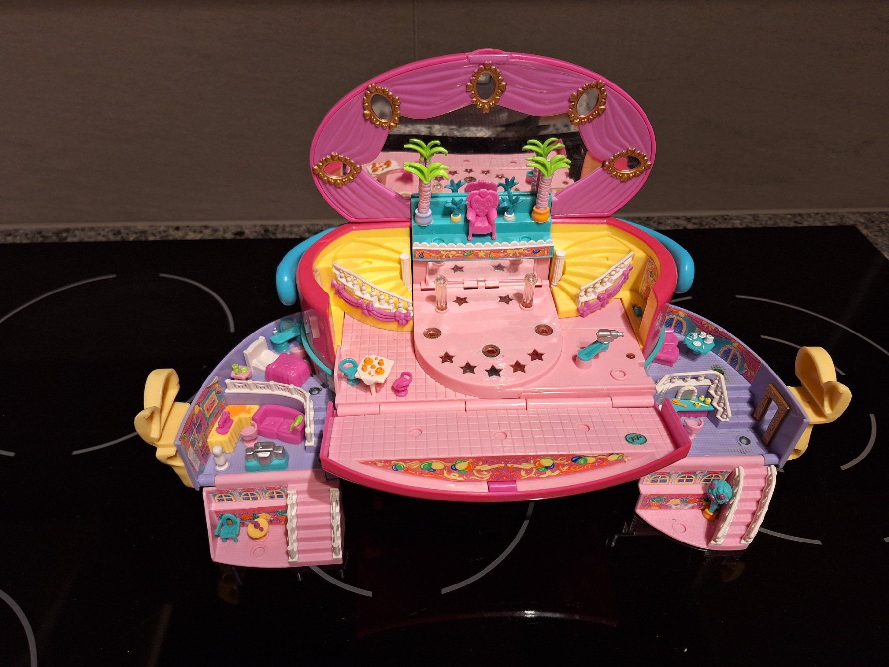 Polly Pocket Carillon: Polly Pocket 1995 Hatbox nur Dose – Usato da Möhlin venduto da teddybaer8 4