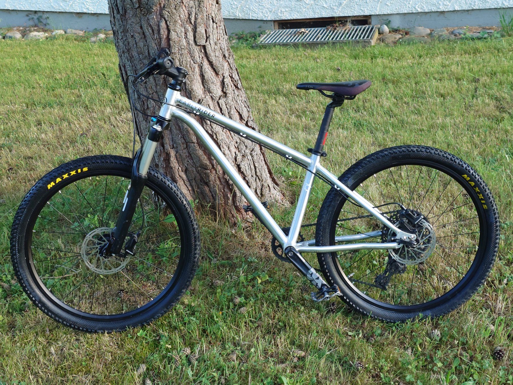 Early Rider Biciclette: Early Rider Hellion Trail Hardtail 24" – Usato da Adliswil venduto da Nikuhlaus 1
