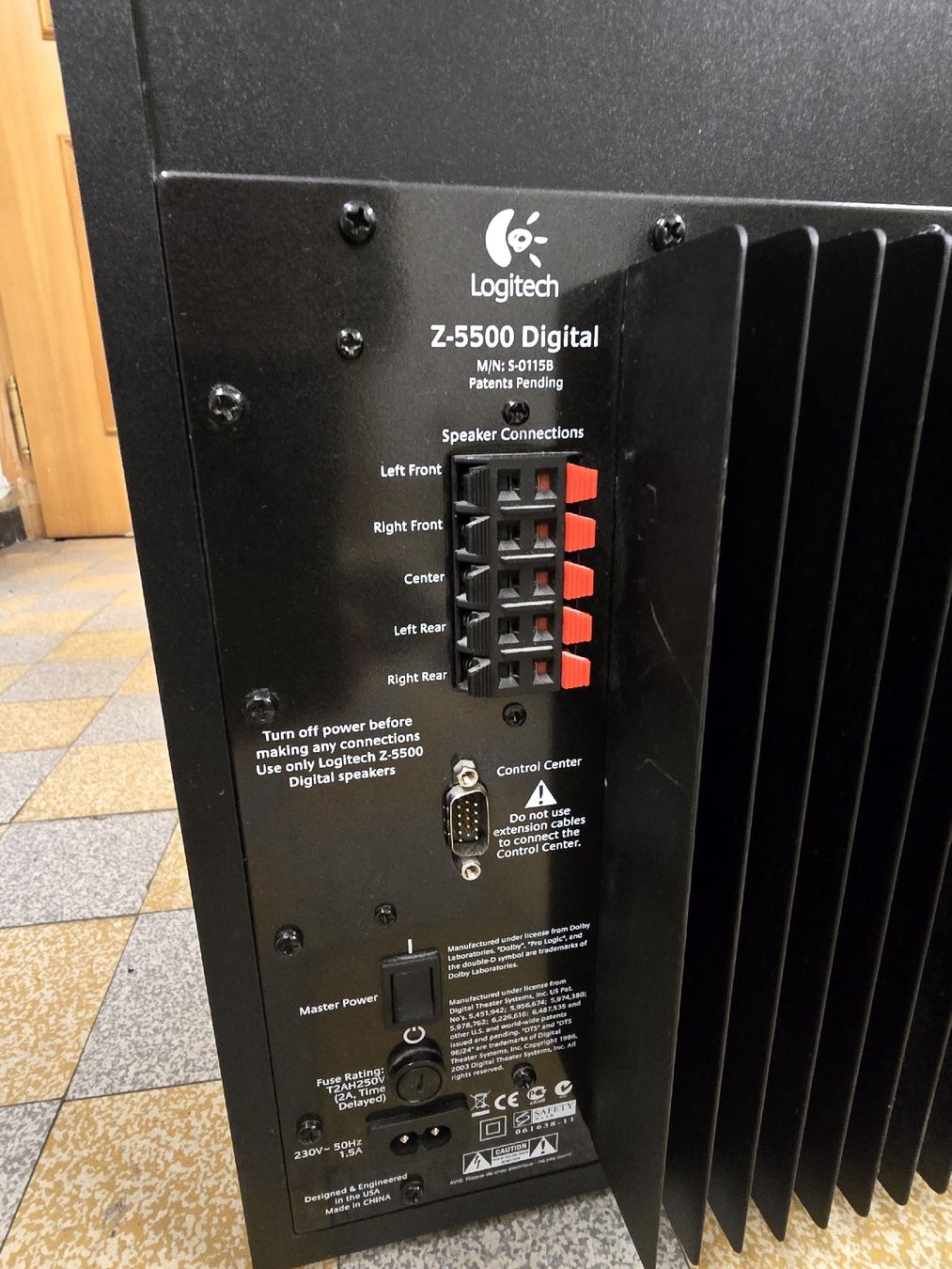 Logitech Haut-parleurs: Logitech Z5500 – D'occasion à Buchs ZH par Peter993 2
