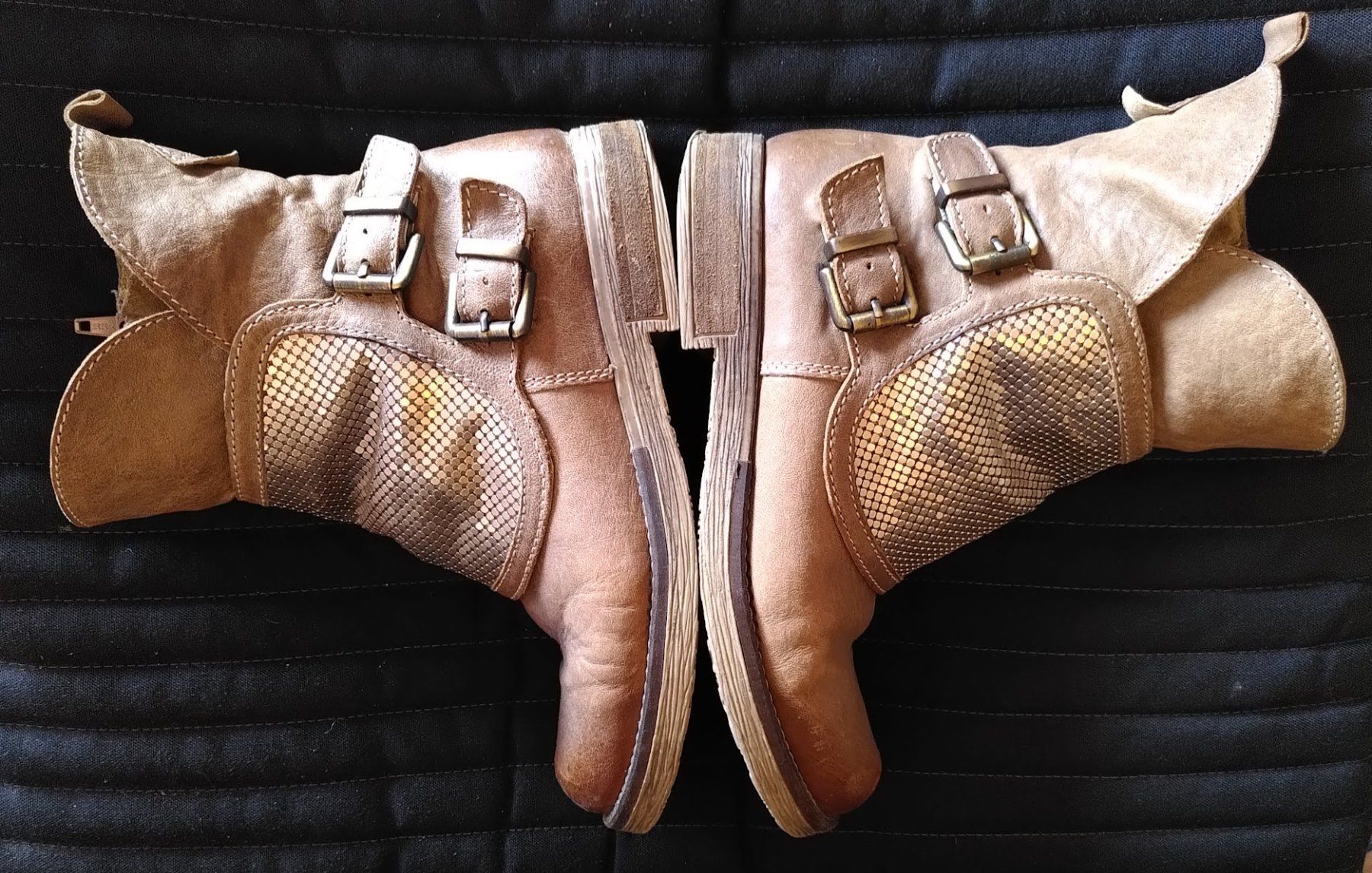 Damenschuhe: Hellbraune Stiefeletten (Dkode), passen AS 98, Gr. 36 – Gebraucht aus Lugano von kat_lm5b