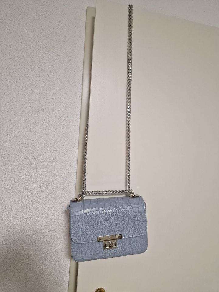 Taschen für Damen: Moderne Blaue Tasche Damen HANDGEMACHT – Gebraucht aus Tägerwilen von makcode09 3