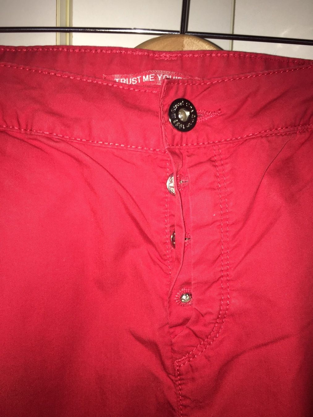 Pantaloni: Sommerhose,Gr.42,rot,Street One – Usato da Arni AG venduto da Mimo007 2