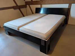 Moormann Tagedieb Bett 180×200 mit Kopfteil + Seitenablagen