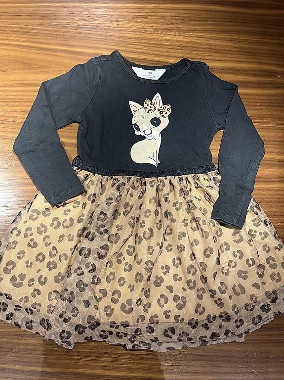 Lotti & Set di vestiti: Vestiti e felpe bambina – Usato da Viganello venduto da gag_b22t