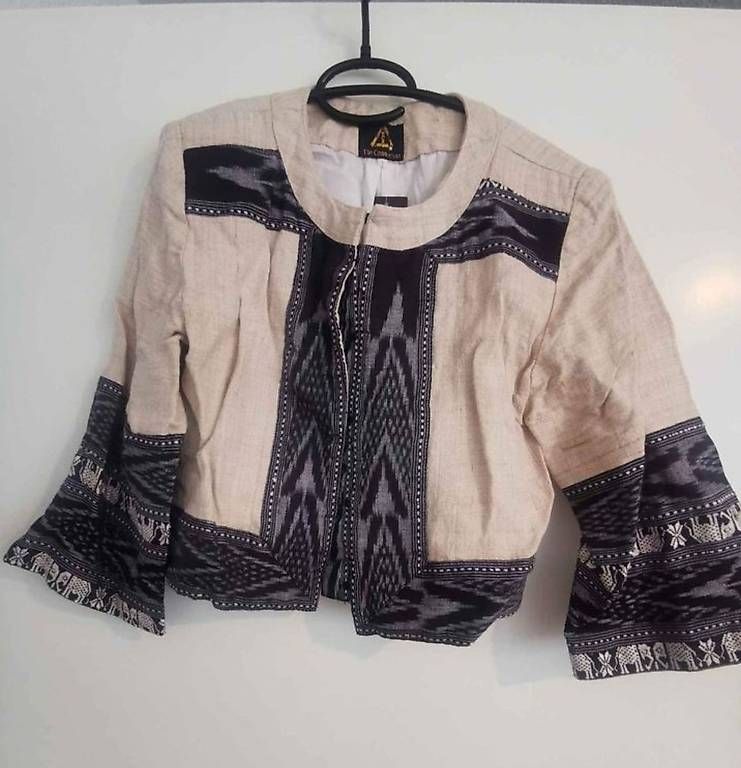 Giacche: Vintage Damen Jacke Boho Style ca. Gr. 36 – Usato da Dübendorf venduto da Me_sa