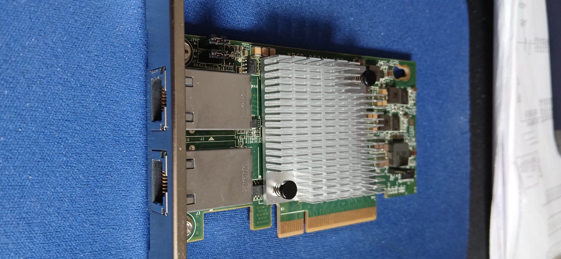 Intel Lecteurs & Adaptateurs: Scheda di rete 2 x 10 GB/Sec. basata su Intel – D'occasion à VACALLO par inf_p9wc