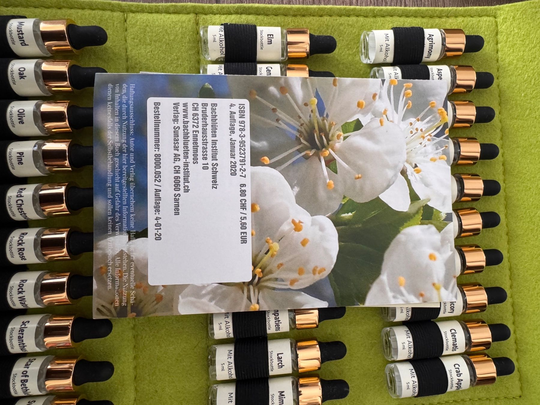 Bücher: Bachblüten-Set Neuwertig – Neu (gemäss Beschreibung) aus Dübendorf von mic_kv6m 9