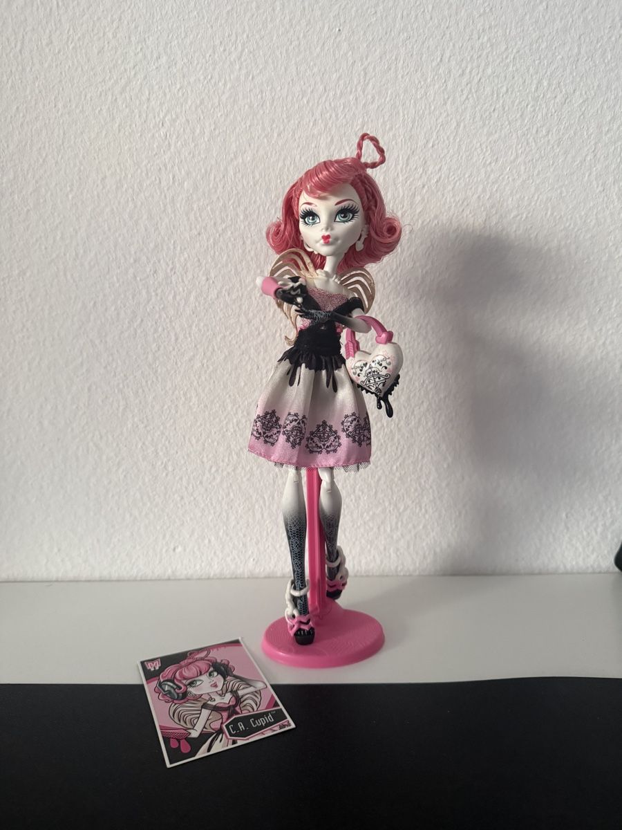 Poupées: Monster High Cupid – D'occasion à Altstätten SG par hsc_7wn6