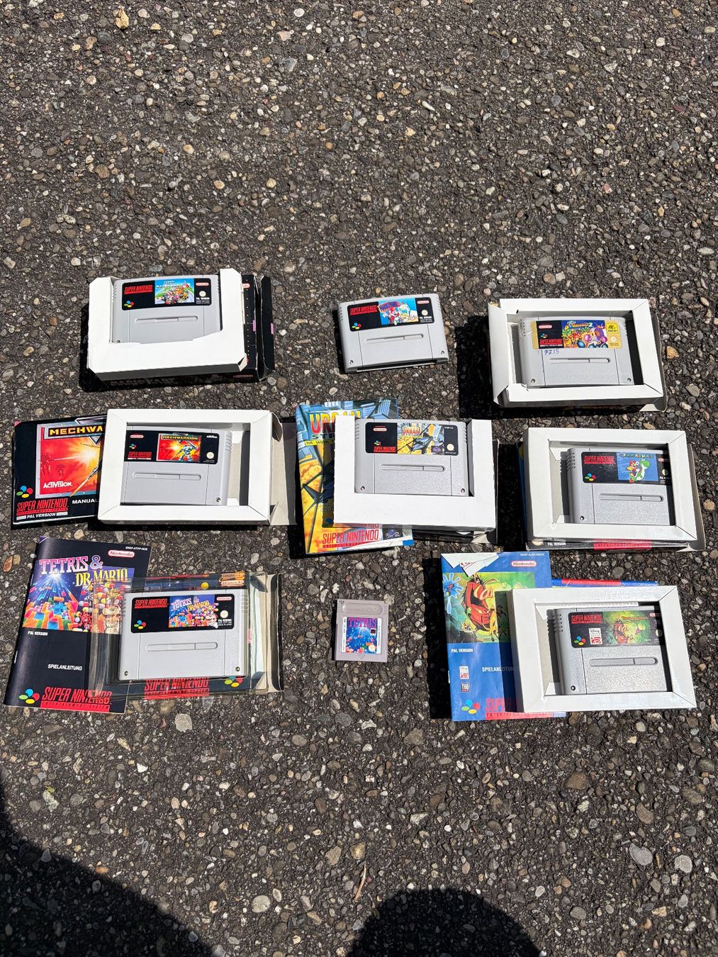 Nintendo Giochi: 8 Super Nintendo Spiele plus Tetris Gameboy – Usato da Aarburg venduto da Wendepunkt_Fundgrube 1