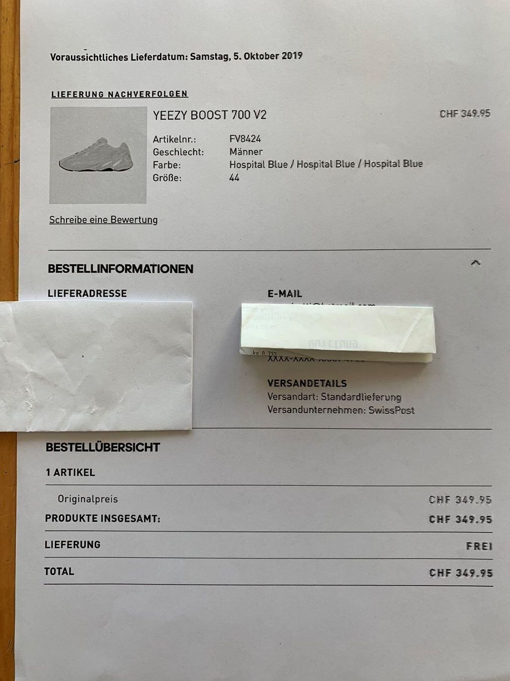 Herrenschuhe: Yeezy Boost 700 V2 Hospital Blue size 44 – Neu und originalverpackt aus Küsnacht ZH von Matrix1977 5