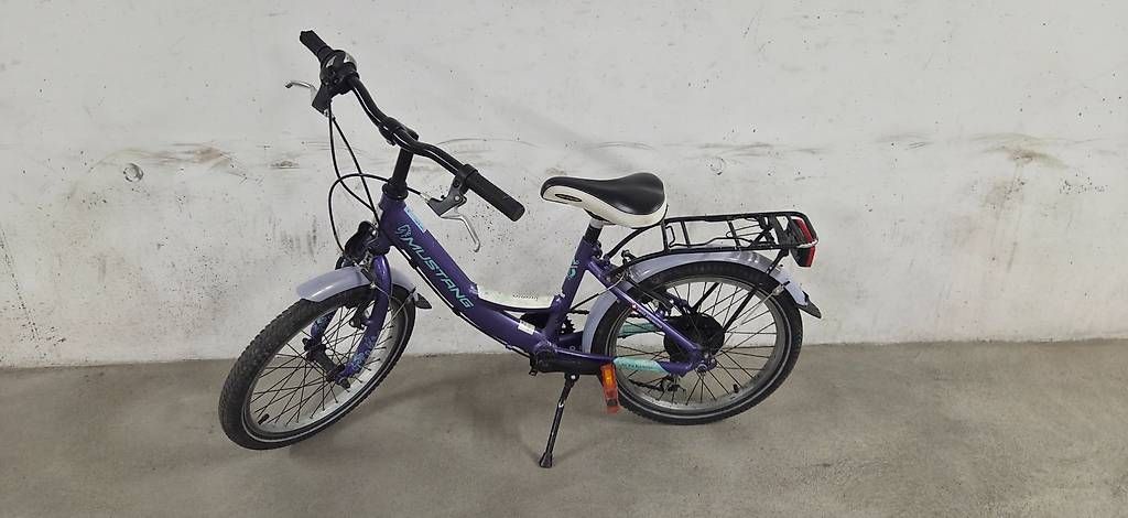 Velos: Mädchenfahrrad 13 Zoll – Gebraucht aus Rudolfstetten von cjcsp