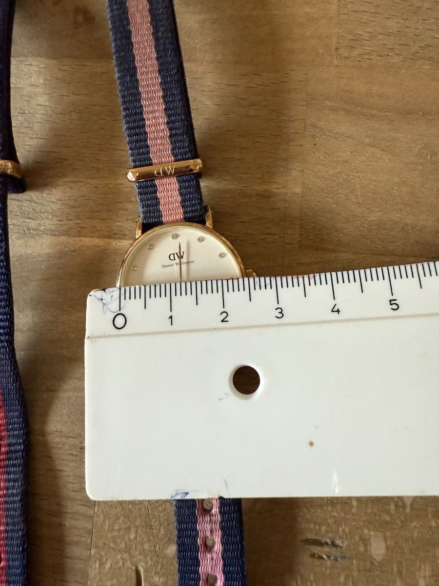 Daniel Wellington Uhren: Daniel wellington uhr – Gebraucht aus visp von Kmemo1 2