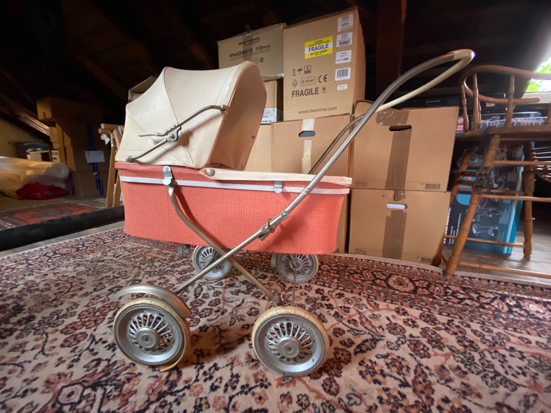 Wiegen & Stubenwagen: Stubenwagen Retro – Gebraucht aus St.Gallen von kingsamas