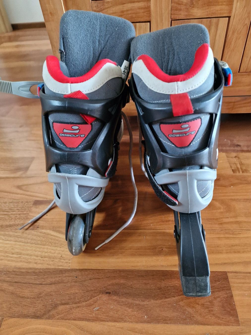 Obscure Pattini in linea & Pattini a rotelle: Gut erhaltene Inline Skates, Grösse 38 - 41 – Usato da Denges venduto da blue1569 1