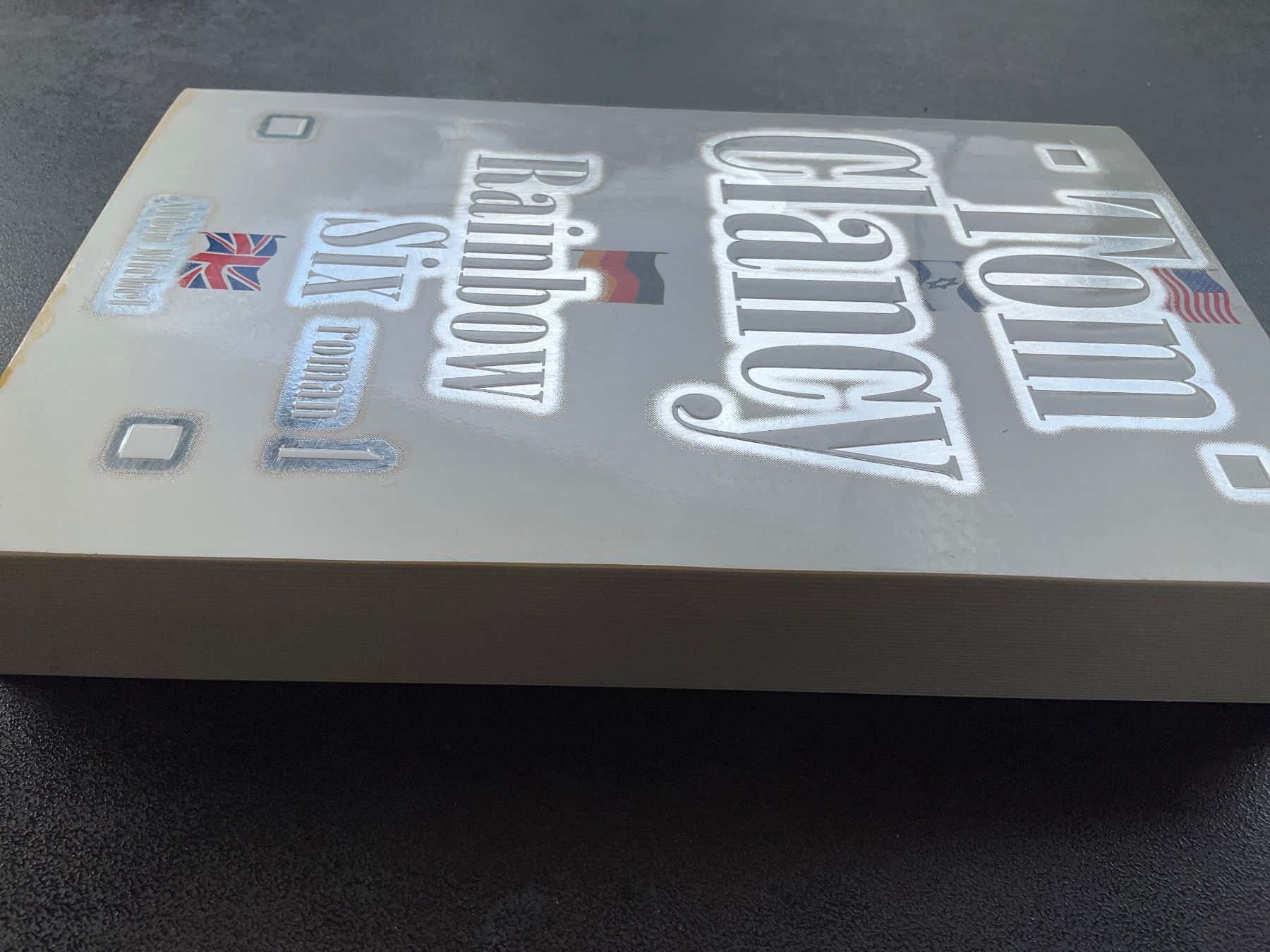 Libri: Tom Clancy Rainbow Six roman 1 – Usato da Avenches venduto da Lactobacille 2