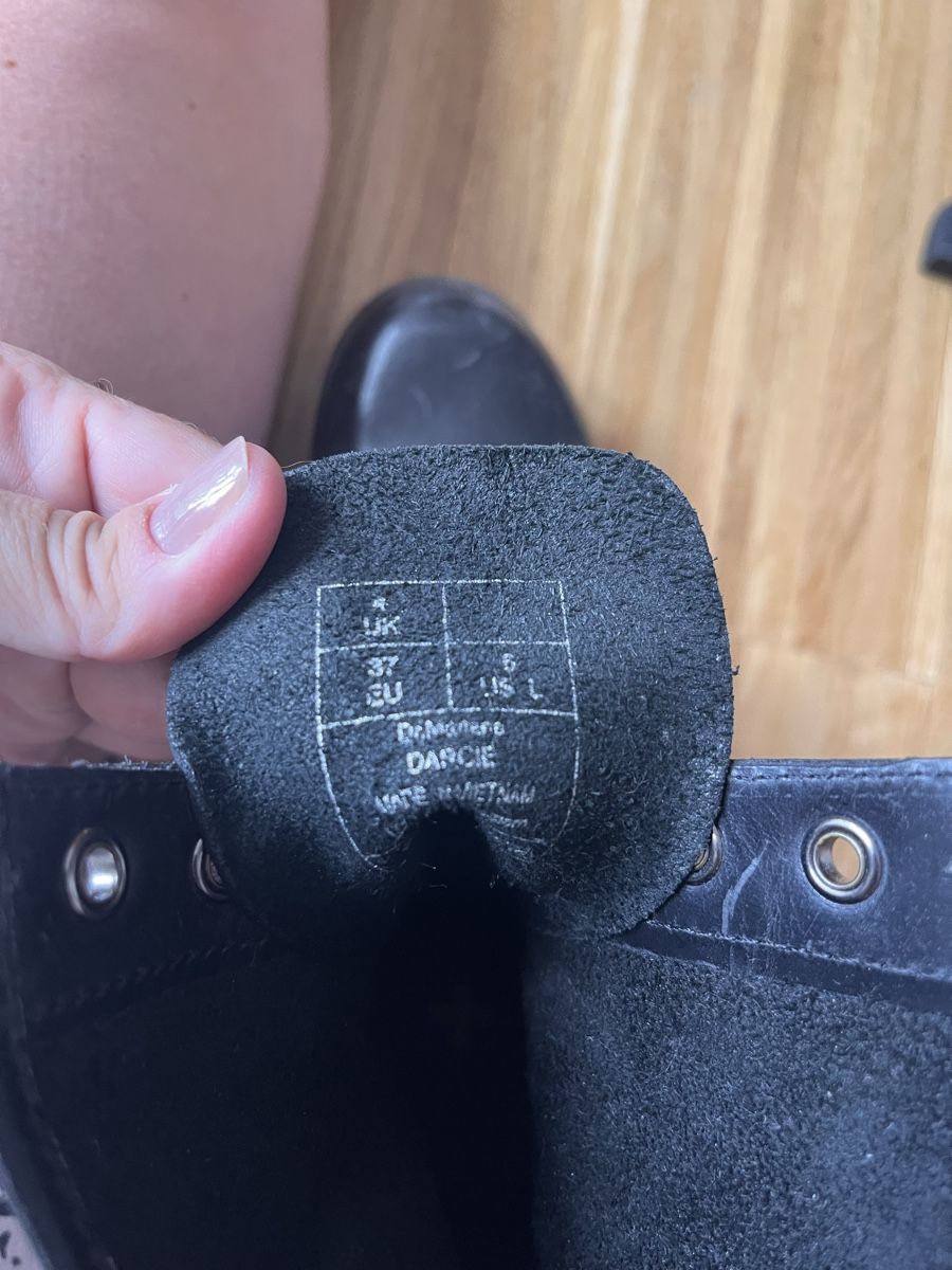 Dr. Martens Chaussures femmes: DR.  MARTENS / Darcie / Stiefel / Boots / 37 – D'occasion à Kloten par fifferlotti 6