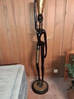 Afrikanische Frauenfigur mit Messinggefäss Holz Ethnisch Dek