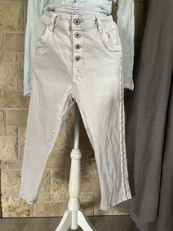 Coole Sommer Hose 3/4 von COLOURFUL Gr. 34 mit Seitenstreife