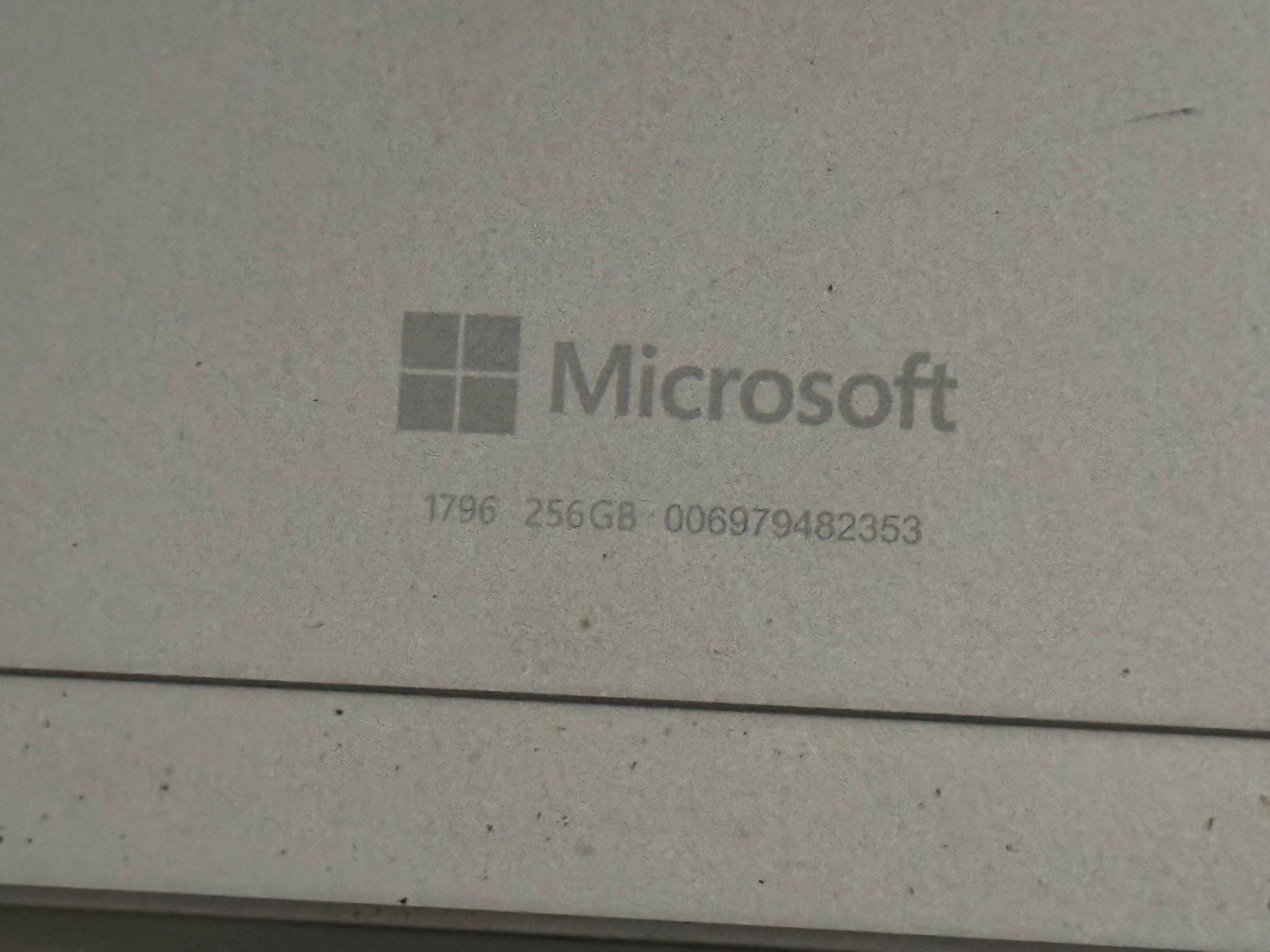 Microsoft Notebook: Surface pro 5 - 256gb, i5, 16gb RAM!! Ab 10CHF!! – Usato da Olten venduto da HoYa01 2