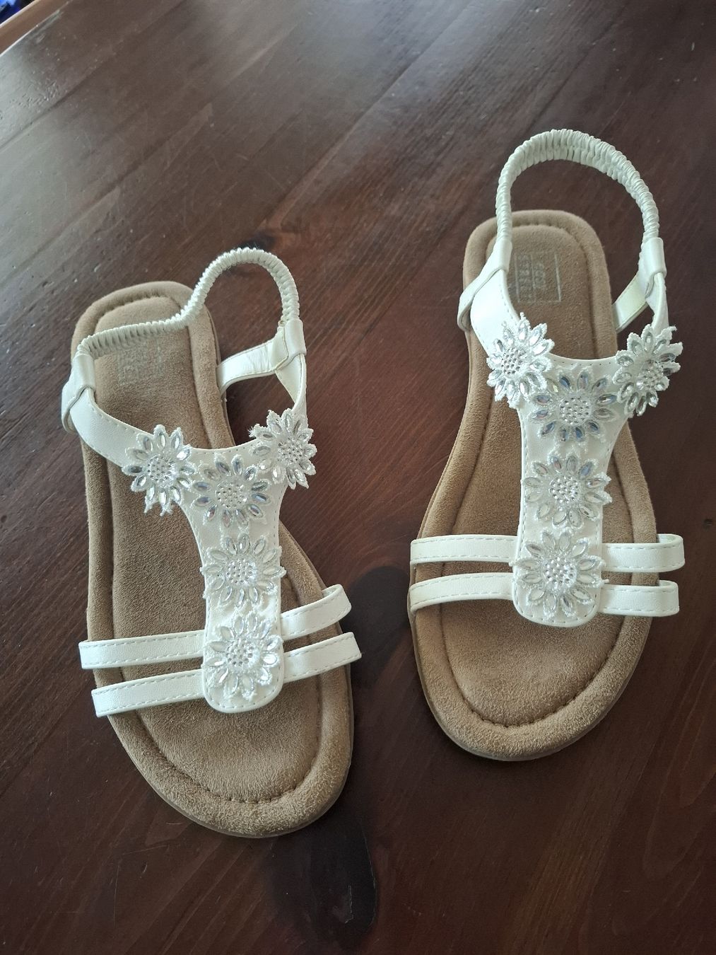 Scarpe da donna: Sandalen Gr 39 – Usato da Hätzingen venduto da Snoopi84