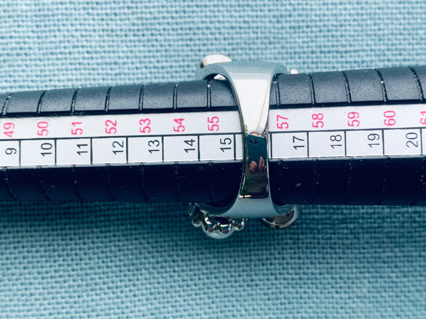 Anelli: Neu: Ring, Gr. 56, verspielter Ringkopf (stabil) – Usato da Bern venduto da Flora.Sonea 6