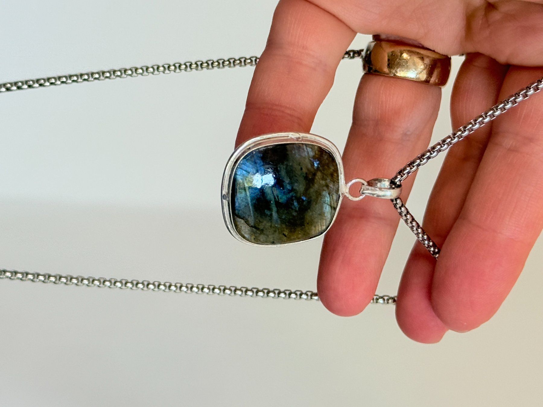 Ketten: Collier Labradorite neuf – Neu und originalverpackt aus Genève von AWWA 4