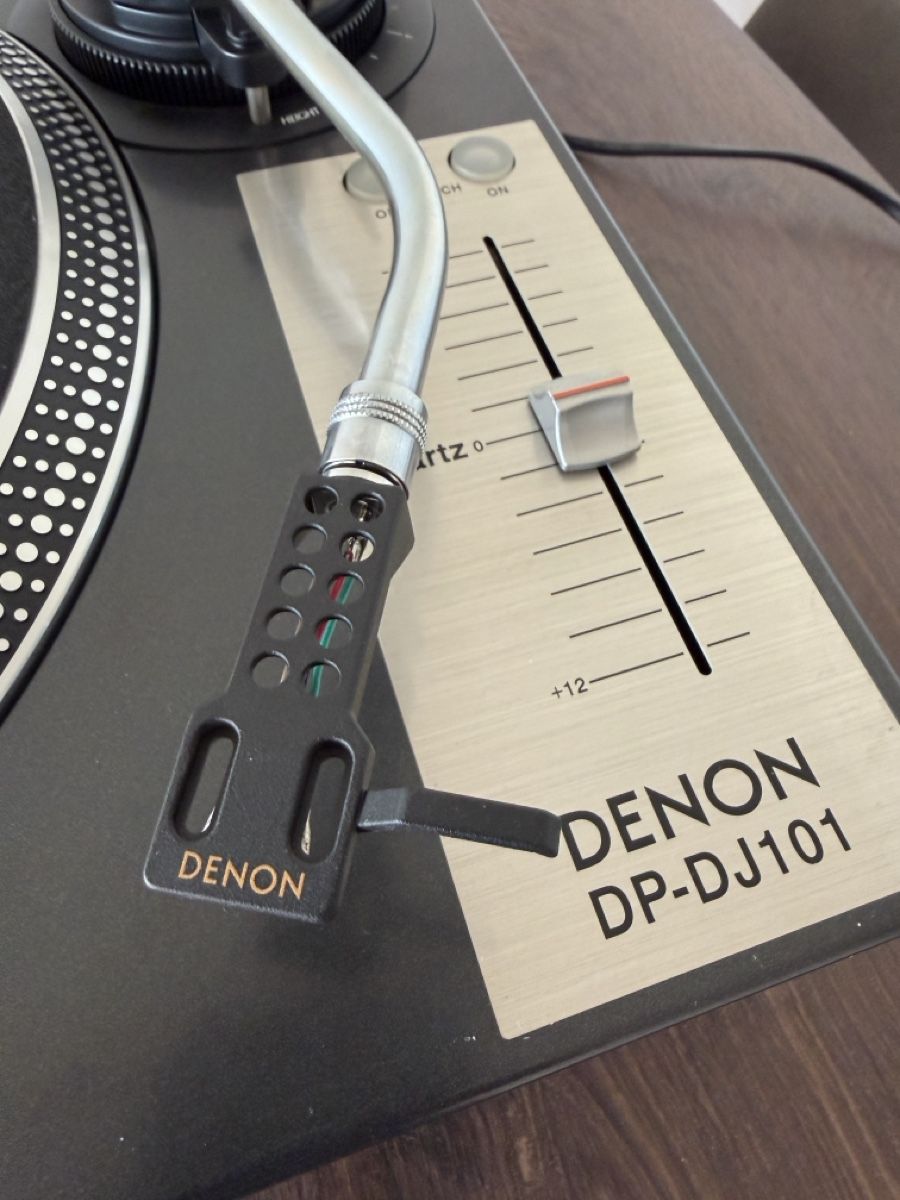 Denon Giradischi: DJ Turntable Denon DP-DJ101 – Usato da Zürich venduto da Rocola26 4