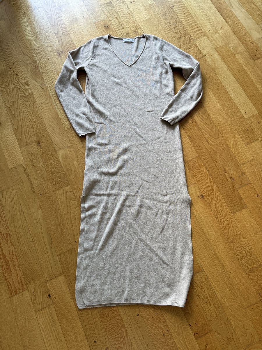 Mango Kleider: Warmes Mango Strickkleid Gr. XS beige kuschelig – Neu (gemäss Beschreibung) aus Davos Wolfgang von glo_6dm2