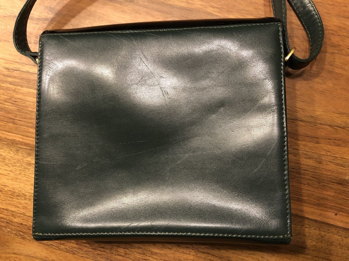 Borse da donna: Leder-Handtasche grün/schwarz – Usato da Versoix venduto da chr_2rpz 2