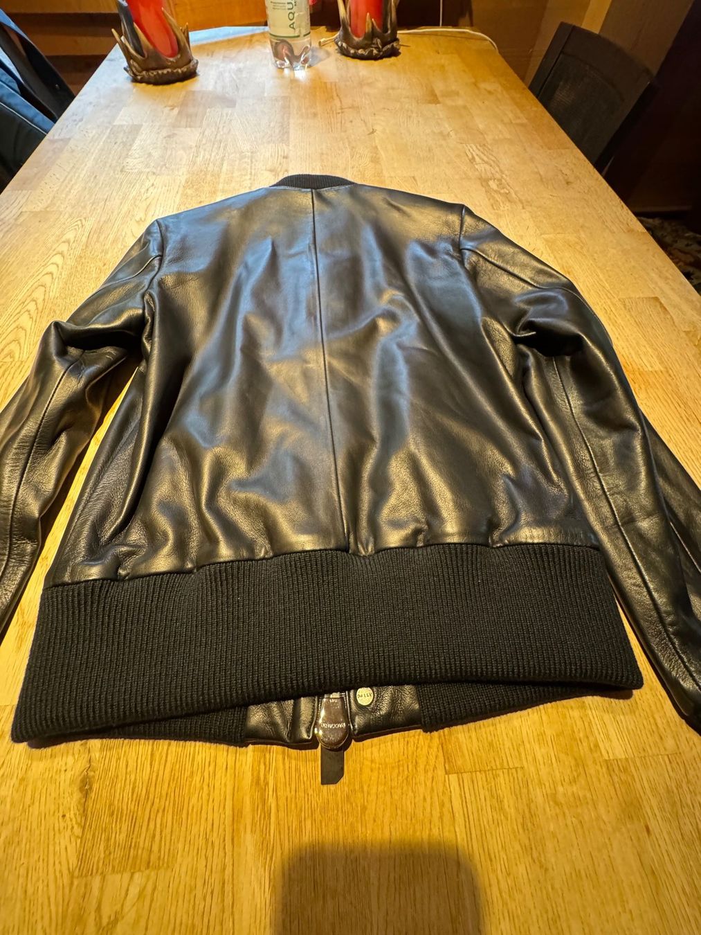 Bally Giacche: Bally Black Lambskin Leather Bomber Jacket – Usato da Grund b. Gstaad venduto da ReLuxe 8