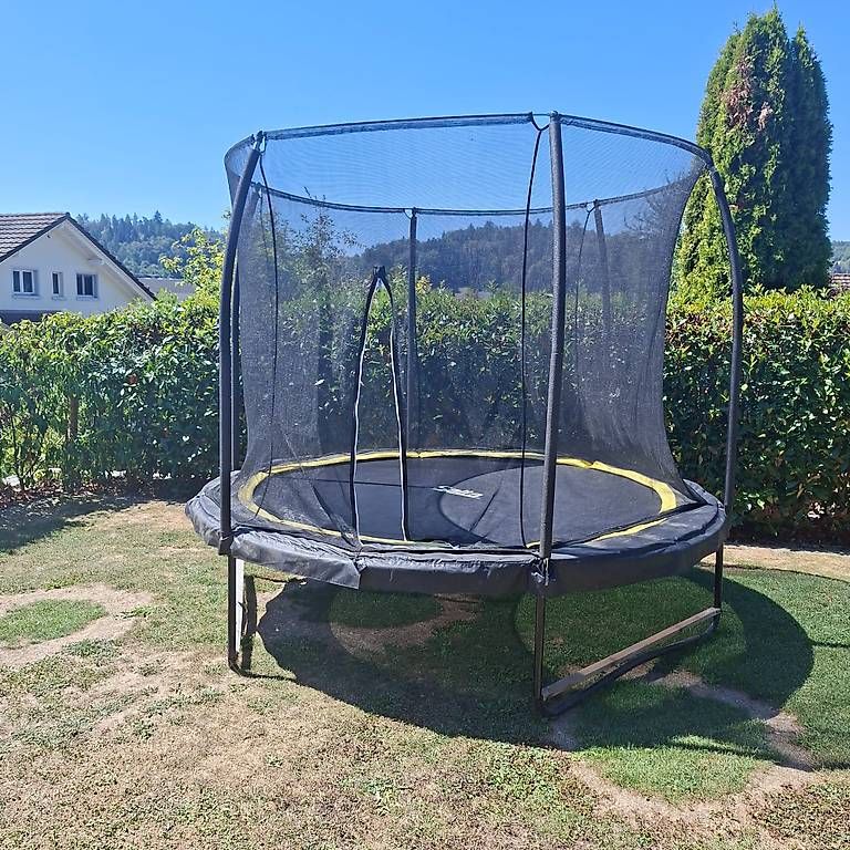 Salta Trampolini: Trampolin 305 cm SALTA – Usato da Oberkulm venduto da ale_vm5t
