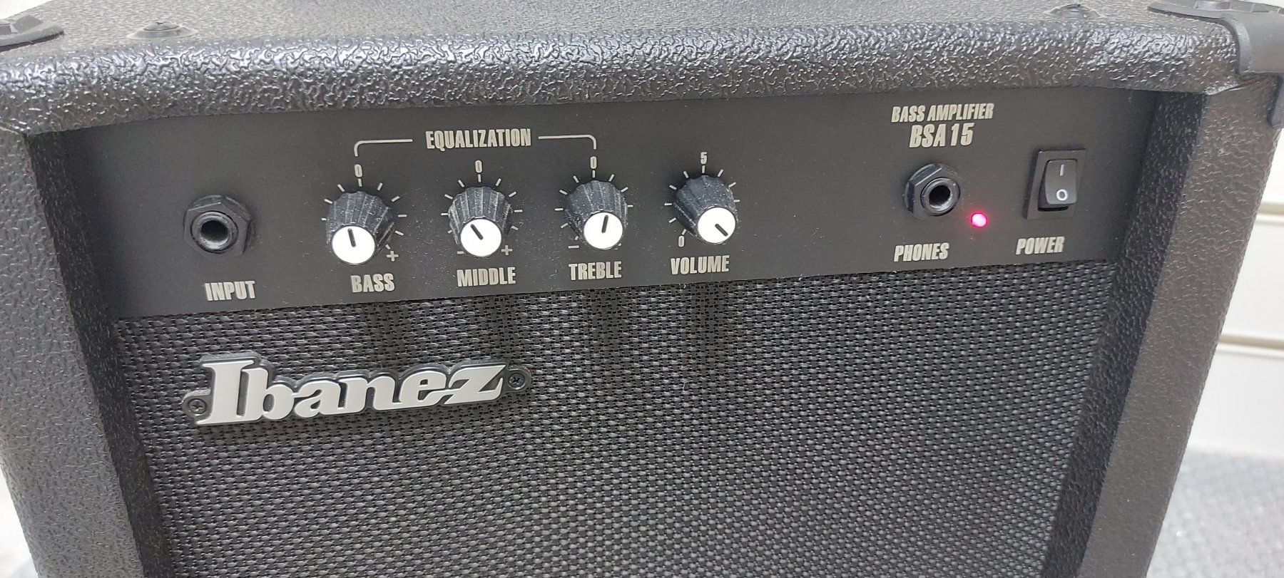 Ibanez Verstärker: Ibanez BSA 15 Bass Combo Amp. – Gebraucht aus Glattbrugg von Swissmusik 1