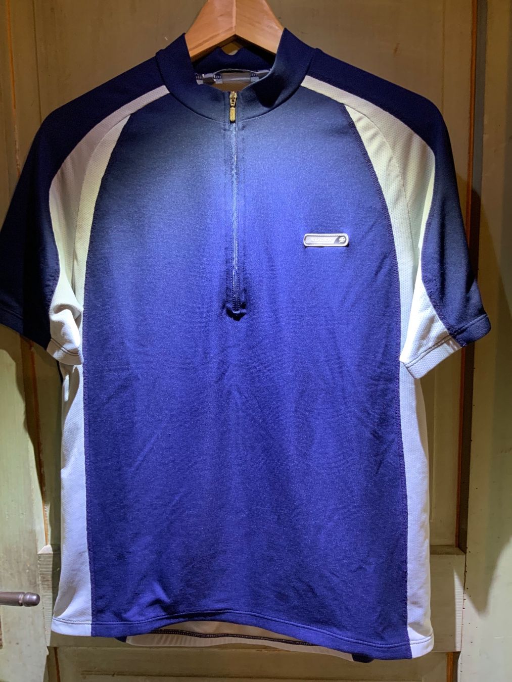 Canottiere & Pantaloni: Radtrikot von SUGOi – Usato da Ziefen venduto da Idwo01