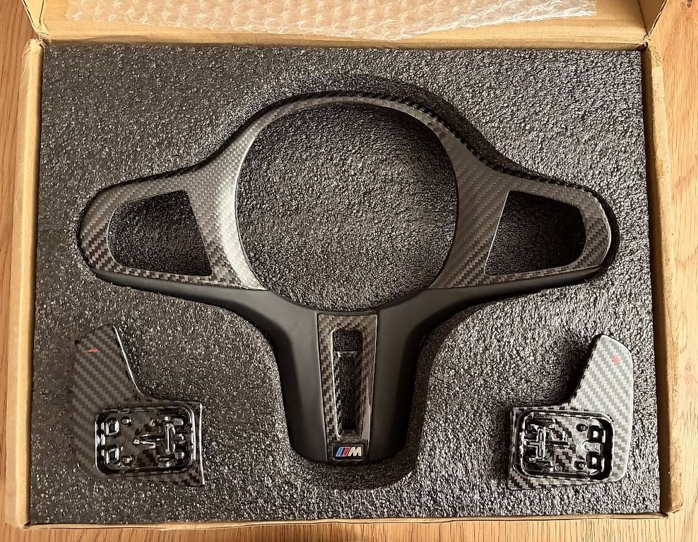 BMW Accessori per altri veicoli: BMW GXX Lenkrad Carbon Set – Usato da Biel/Bienne venduto da flava01