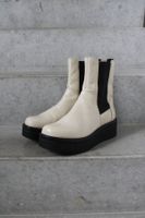 Vagabond Tara Boots