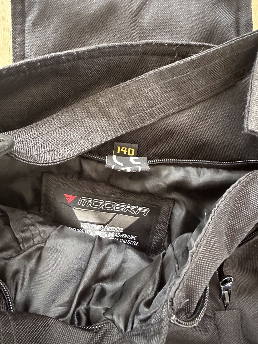 Pantalons: Motorradhose Kinder – D'occasion à Bad Zurzach par bernerin13 1