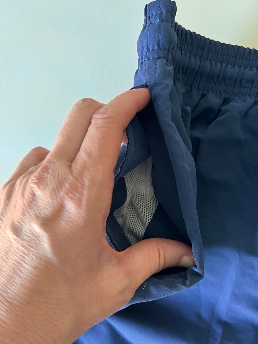 Bench Badehosen: BENCH, Badeshorts, Grösse S, Farbe Dunkelblau – Neu und originalverpackt aus Rudolfstetten von gst_g7xl 4