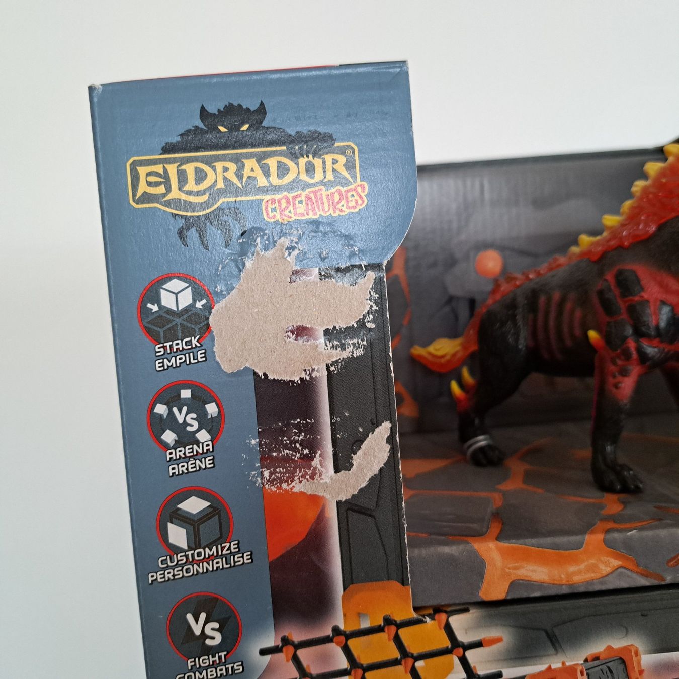 Schleich Giocattoli: Schleich 42674 Eldrador: Lavahyäne + 42677 Steinchamäleon, – Nuovo e nell'imballaggio originale da Langendorf venduto da thesi246 3