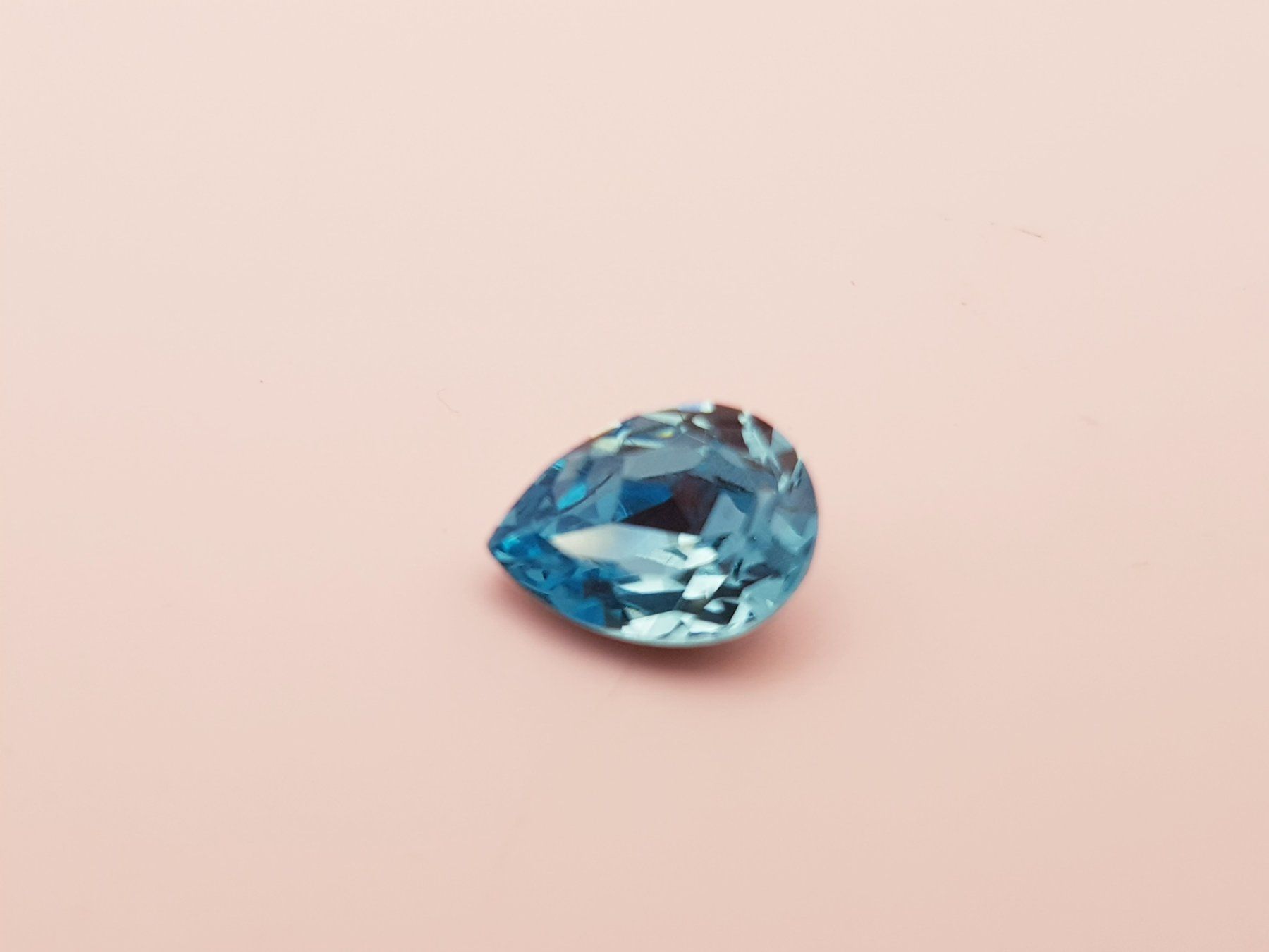 Anhänger: Menschen / Tierhaar Medaillon Swarovski – Neu und originalverpackt aus Menziken von Zyropa 1