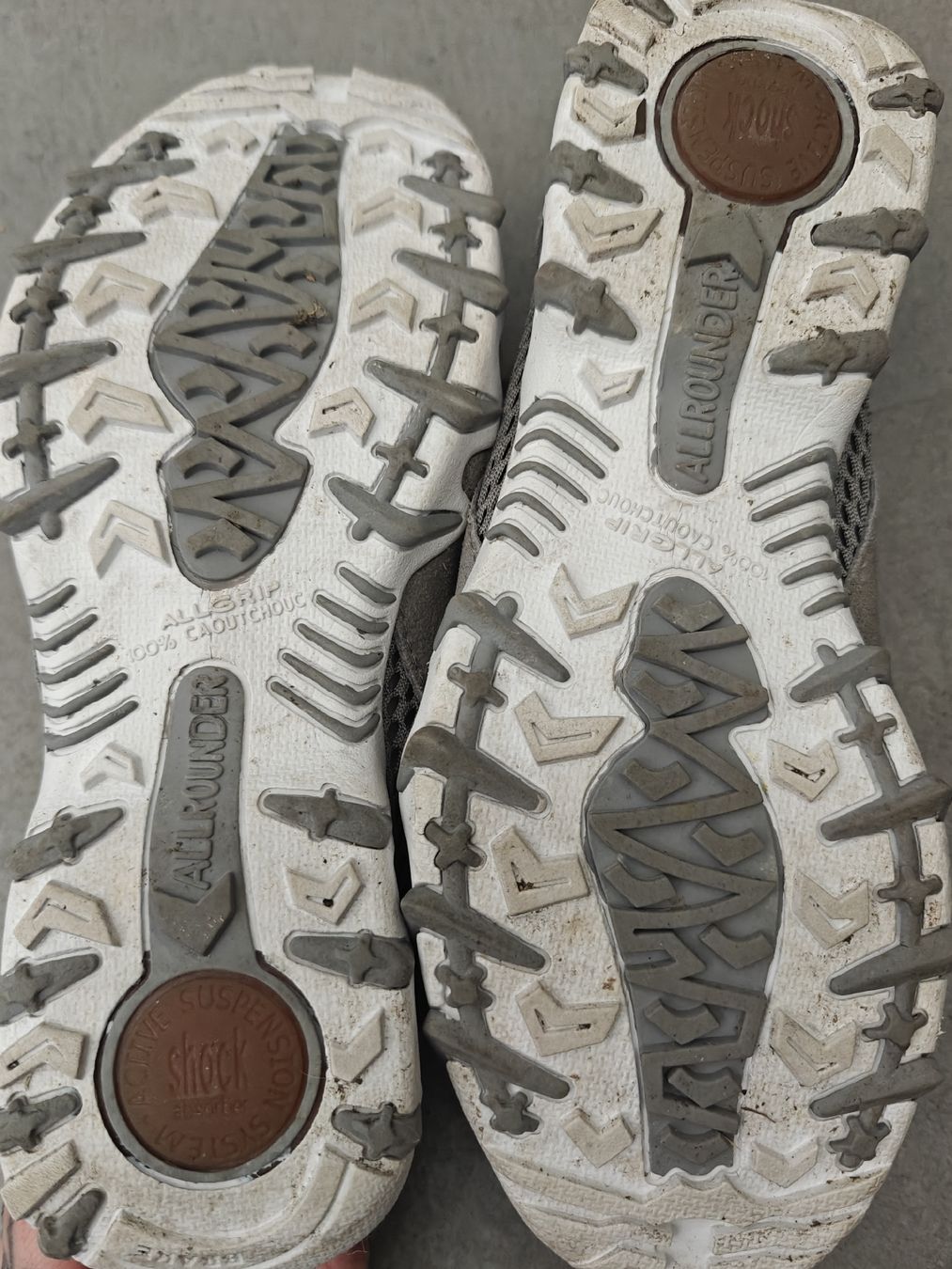 Damenschuhe: Sneaker/Sandalen Allrounder Gr. 36 – Gebraucht aus Aadorf von NadjaNightmare 3
