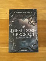 Die Dunkeldorn-Chroniken: Blüten aus Nacht