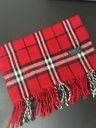 Echarpe Burberry à carreaux rouge laine 100% Laine